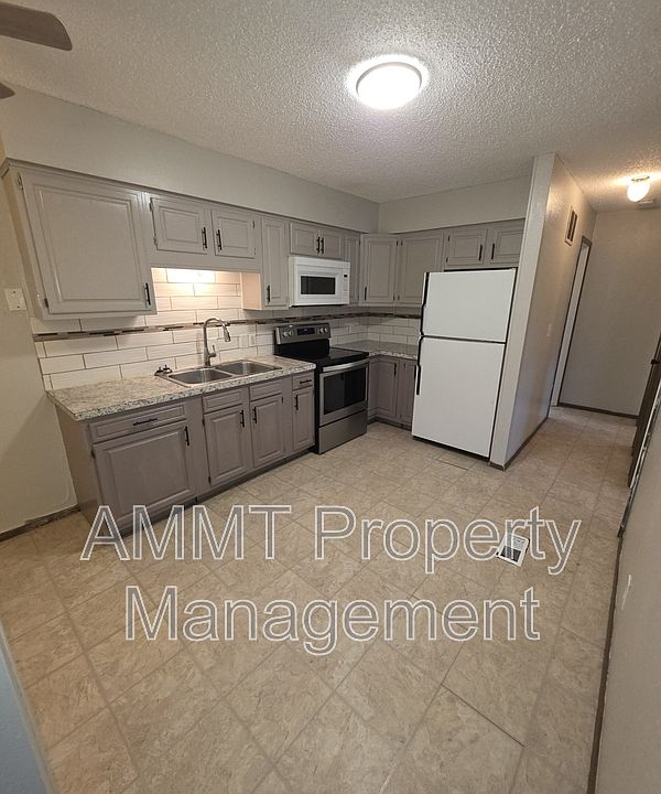 1st image of 2519 3rd St N #2