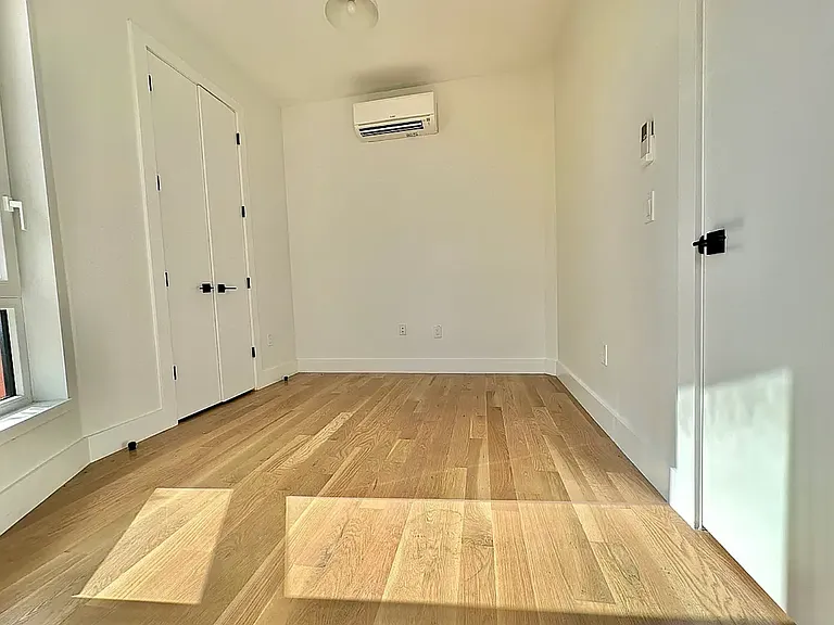 435 Meeker Ave #2A — Photo 8