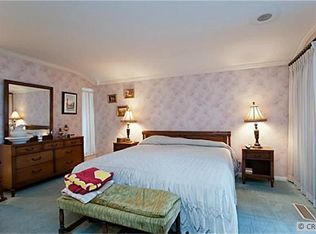 12131 Country Ln, Santa Ana, CA 92705