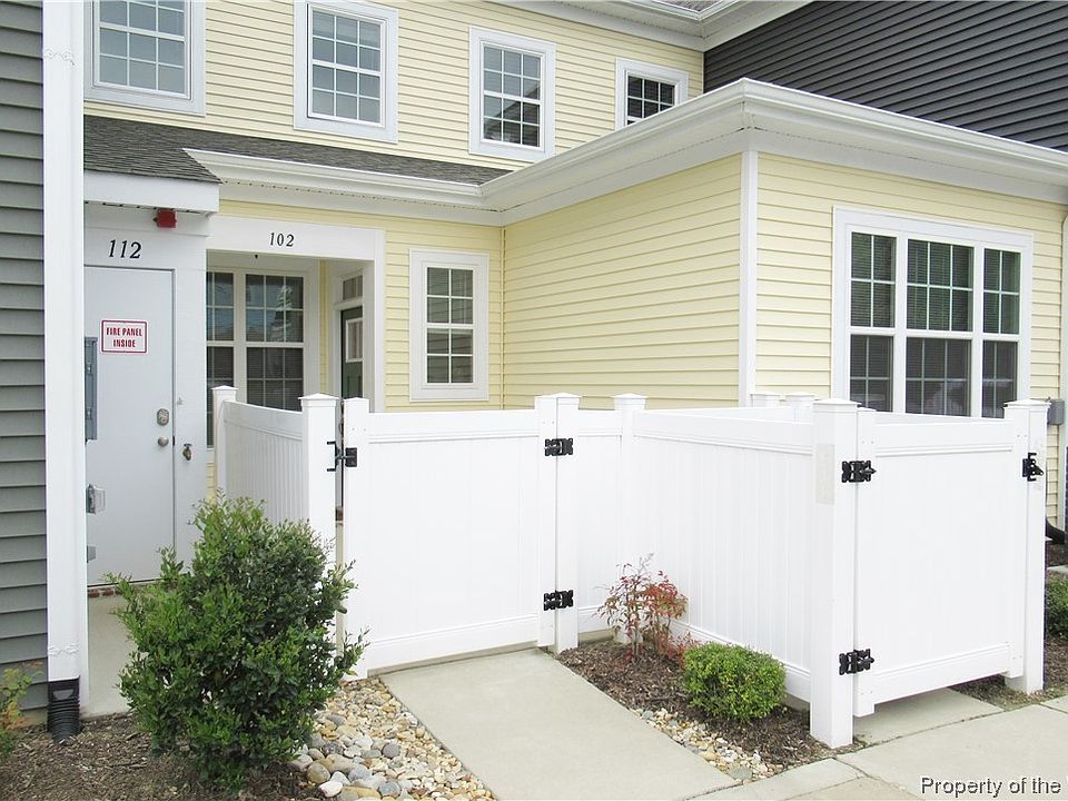 1st image of 102 Promenade Ln #1-02