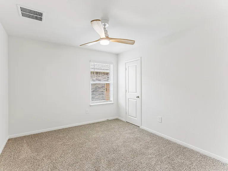 1916 Hamshackle Dr — Photo 30
