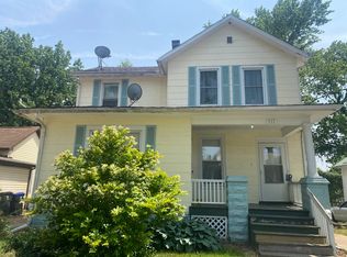 511 E Jackson St, Bloomington, IL