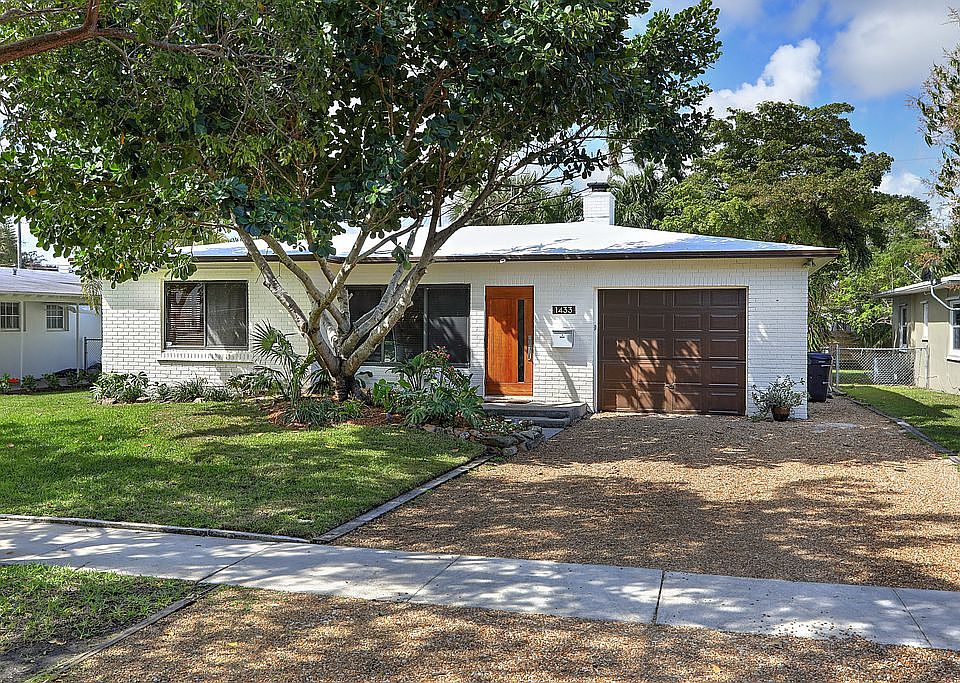1st image of 1433 NE 17th Way