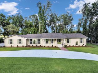 3305 Plantation Dr, Valdosta, GA 31605