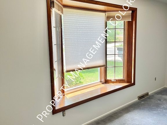 4th image of 9017 W Woodard Dr