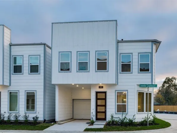 9016 Lonestar River Ln, Houston, TX 77080