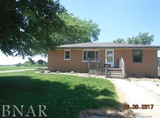 210 S Benson St, Lexington, IL 61753
