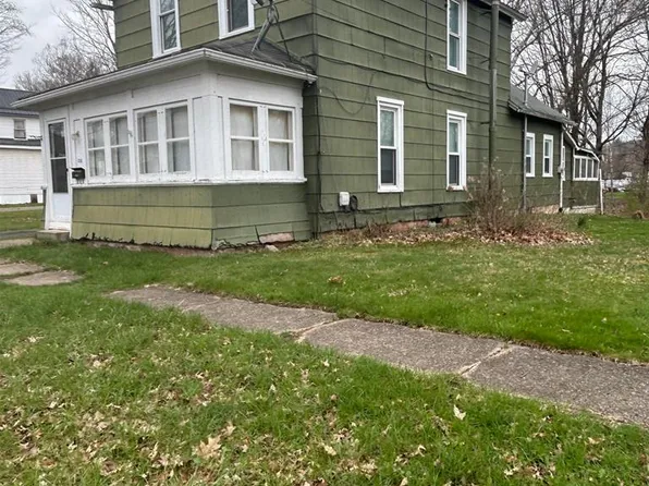 316 Bank St, Titusville, PA 16354