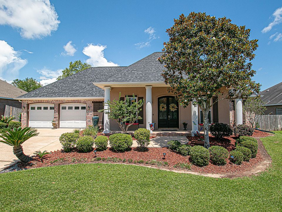 1st image of 15390 Meadow Brook Ct