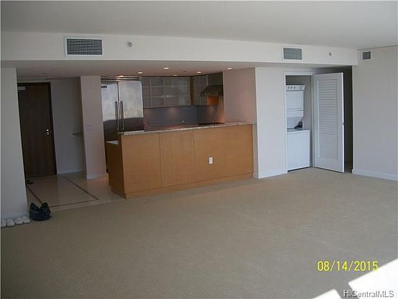 4th image of 1177 Queen St APT 2808