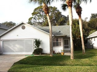 18 Bristol Dr, Palm Coast, FL 32137
