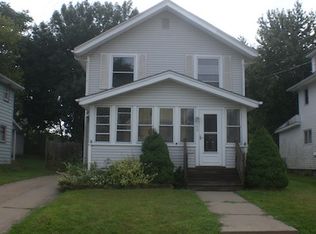 49 20th St SW, Barberton, OH 44203