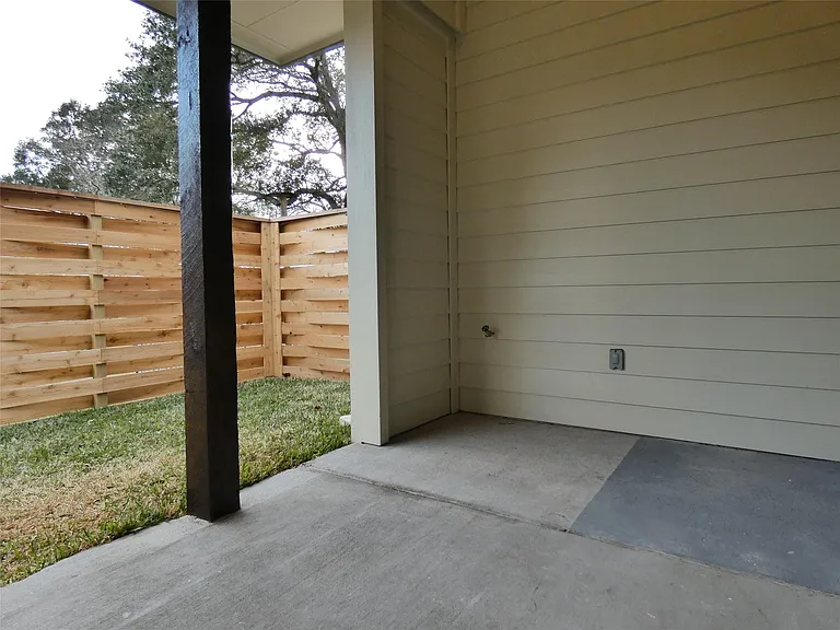 4832 FM 2218 Rd #B — Photo 20