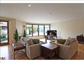 2nd image of 1825 Fox Hills Dr APT 201
