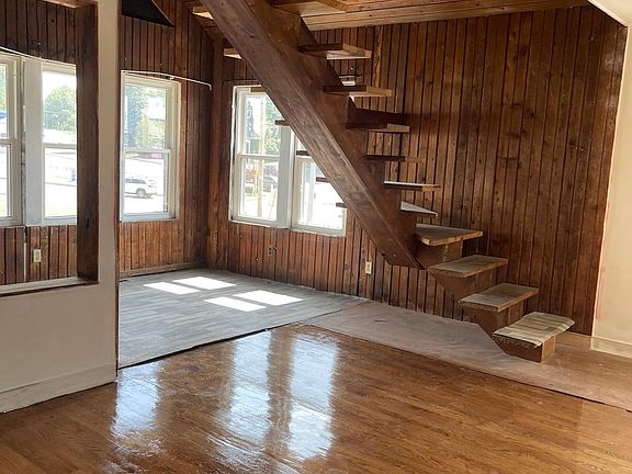 3rd image of 416 E 28th St #2