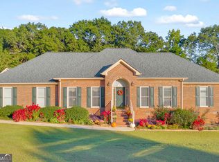60 N Tanglewood Dr, Royston, GA 30662