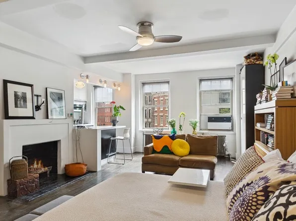 45 Christopher Street image 1 of 4