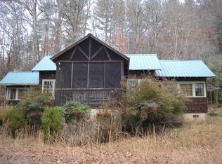 2707 Wayah Rd, Franklin, NC 28734