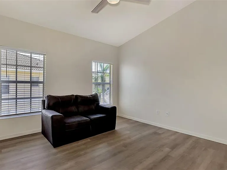 400 Mirabella Cir #201 — Photo 9