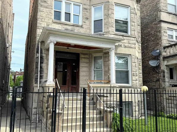 3914 W Gladys Ave, Chicago, IL 60624