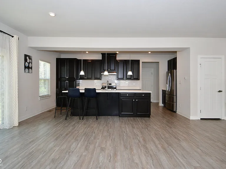 379 Gathering Ln — Photo 10
