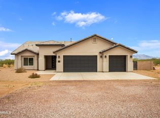 5731 S Padilla Dr, Hereford, AZ 85615