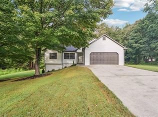 704 Poplar Springs Rd, Hoschton, GA 30548
