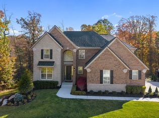 23198 Kirkland Ct, Northville, MI 48167