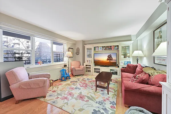 Sold by David Francis New York LLC | media 1