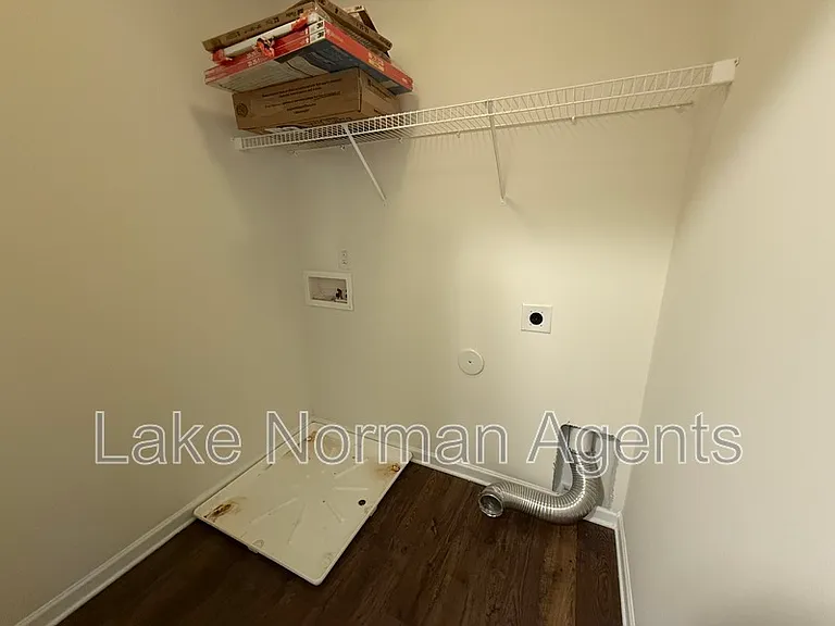 9010 Harwood Knoll Dr — Photo 12