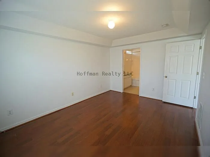 24606 Victoria Wood Ct — Photo 13
