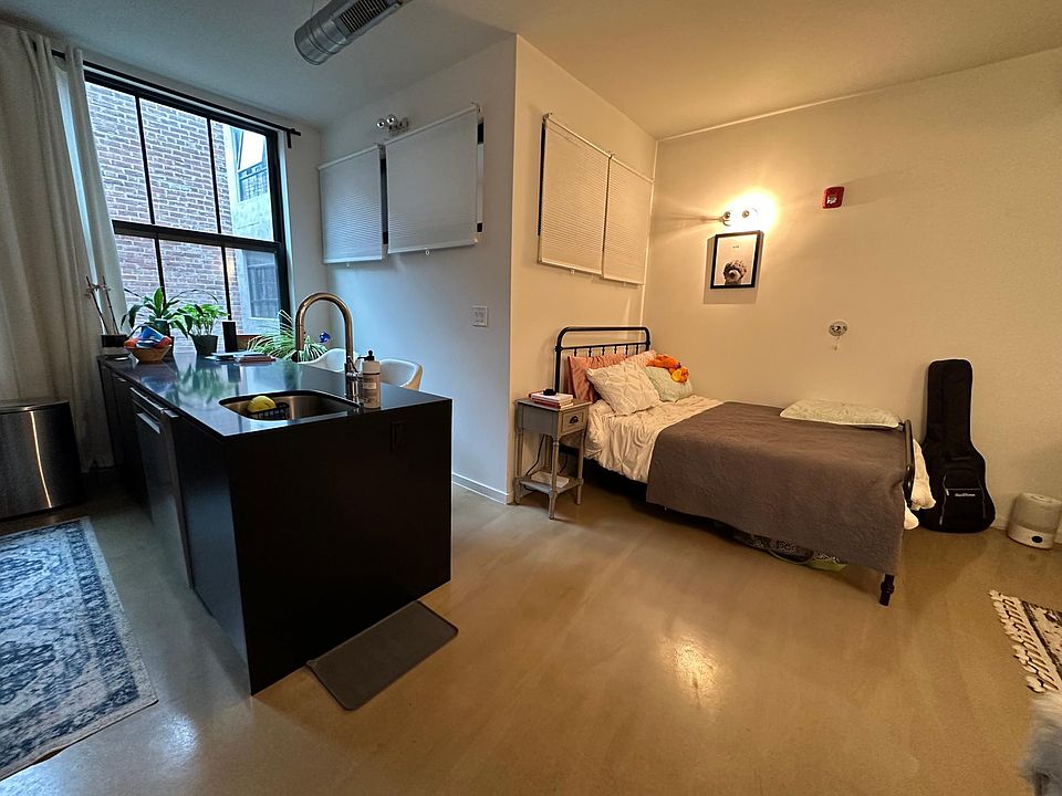 1st image of 1409 Germantown Ave #2H