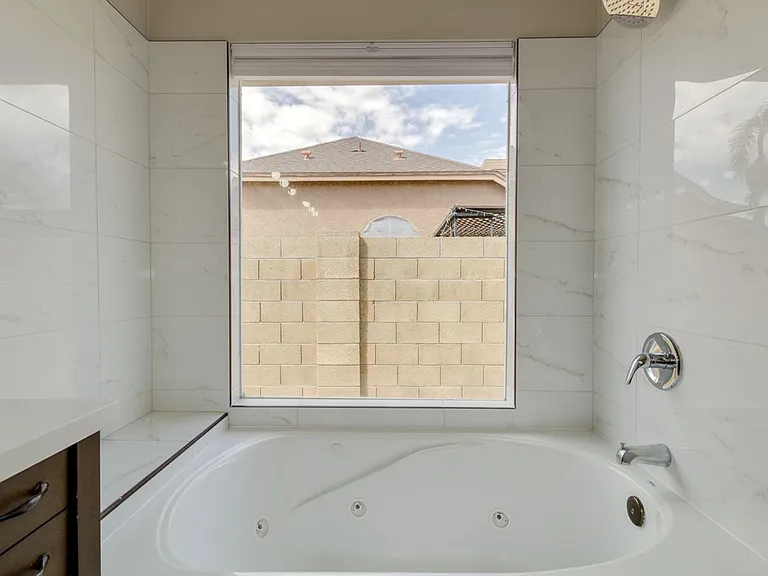 4314 E Juanita Ave — Photo 30