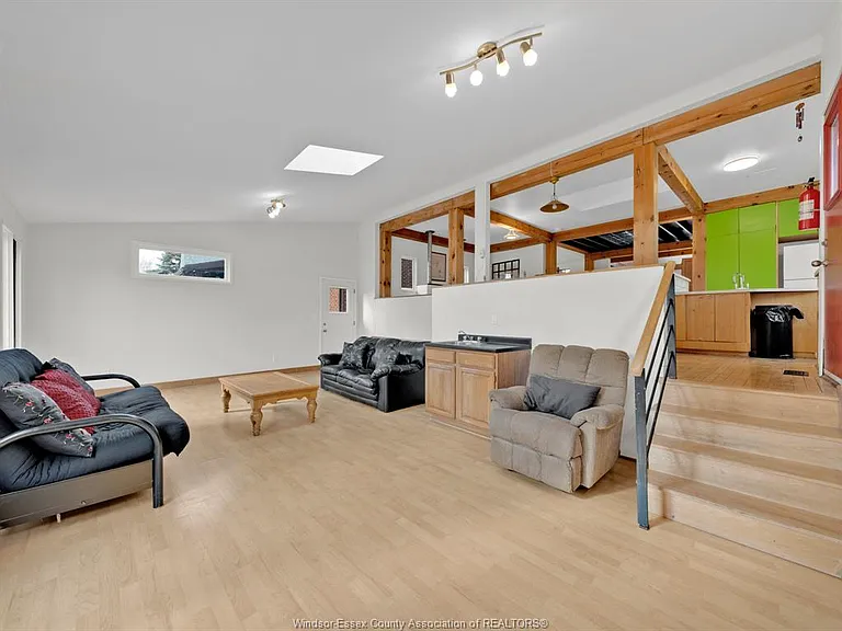 3131 Donnelly St — Photo 19