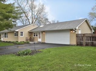 133 S Heather Dr, Crystal Lake, IL 60014
