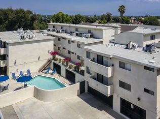 White oak apartments, Encino, CA 91316