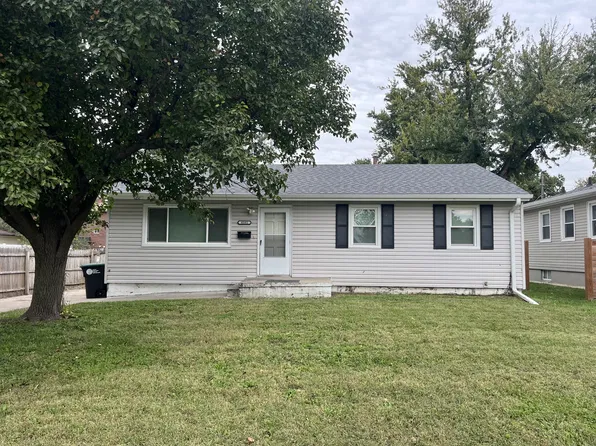 4161 N 61st St, Omaha, NE 68104