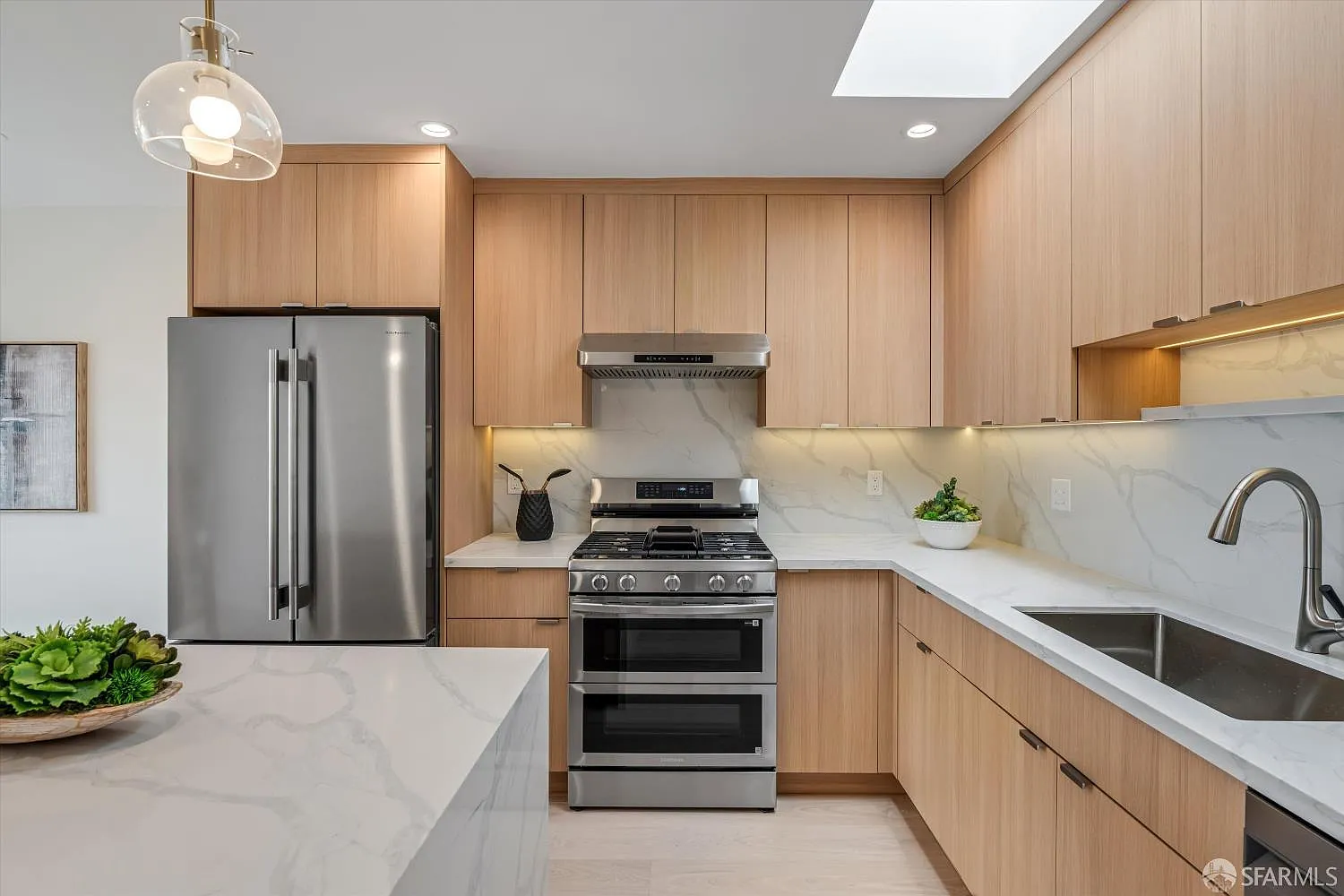 339 Madison St - Photo 7