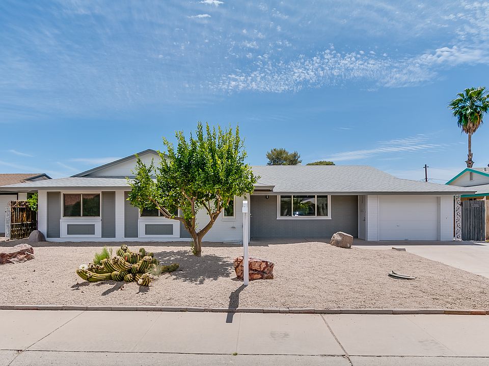 1st image of 10223 W Palmer Dr