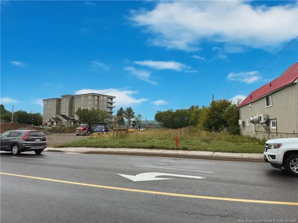 Union St #616, Fredericton, NB E3A 3N5