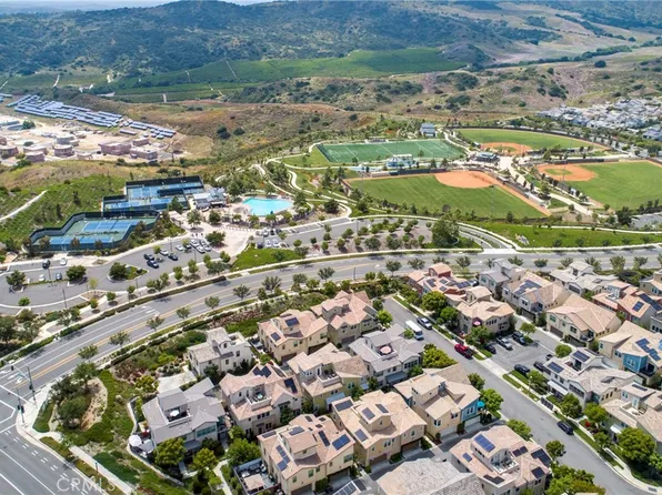 170 Mountaineer Dr, Rancho Mission Viejo, CA 92694