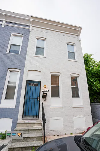 1613 N Spring St Photo 1