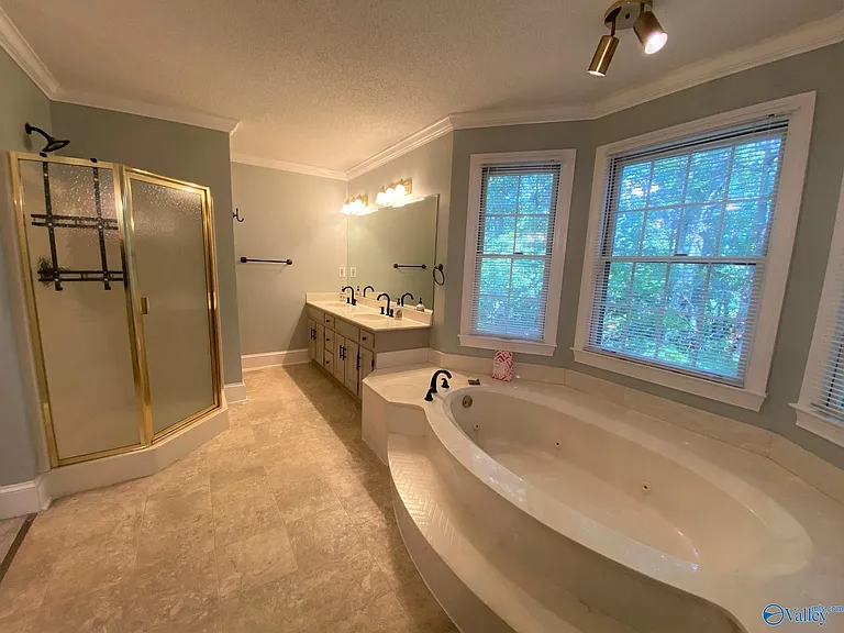 10103 Shadow Wood Dr SE — Photo 27
