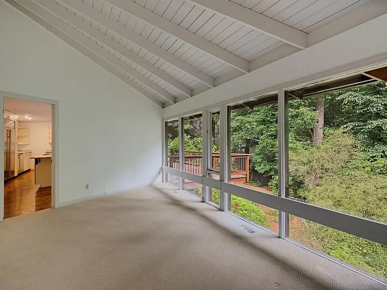130 Huntcliff Point — Photo 9