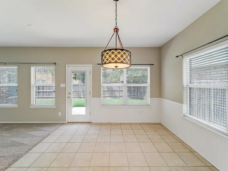 8162 Robertson Dr — Photo 14