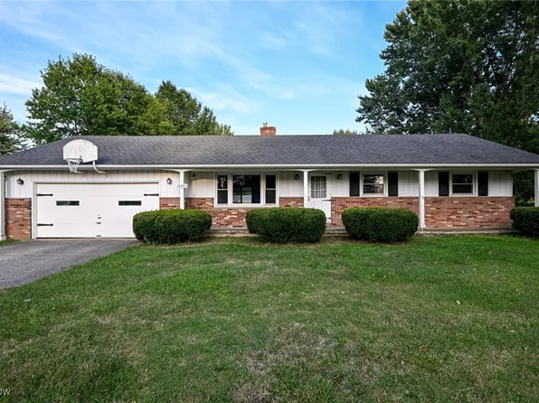 13743 Cowley Rd, Columbia Station, OH 44028