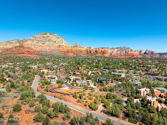 2nd image of 35 SANDSTONE Drive #40