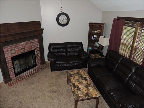 4th image of 701 Ginger Hill Dr