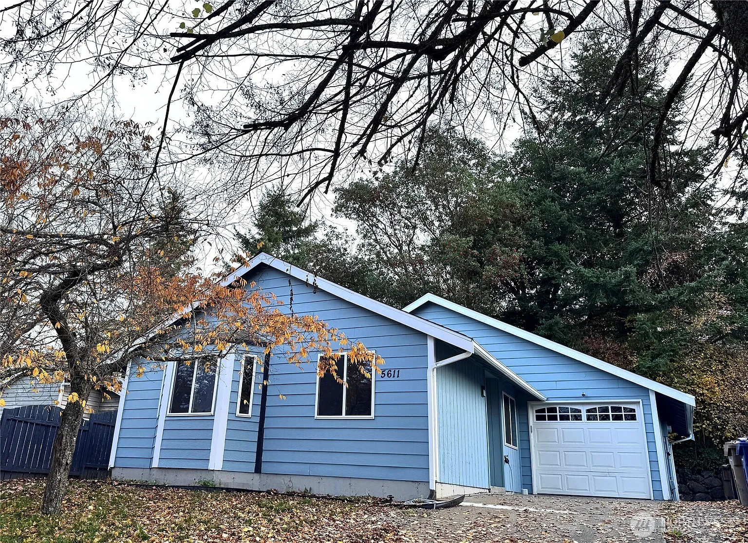 5611 S Cheyenne Street photo 1
