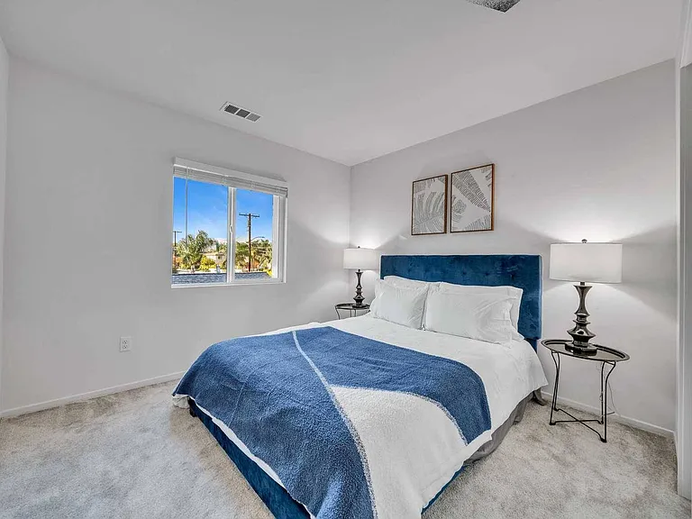 1705 Park Place Ln — Photo 19
